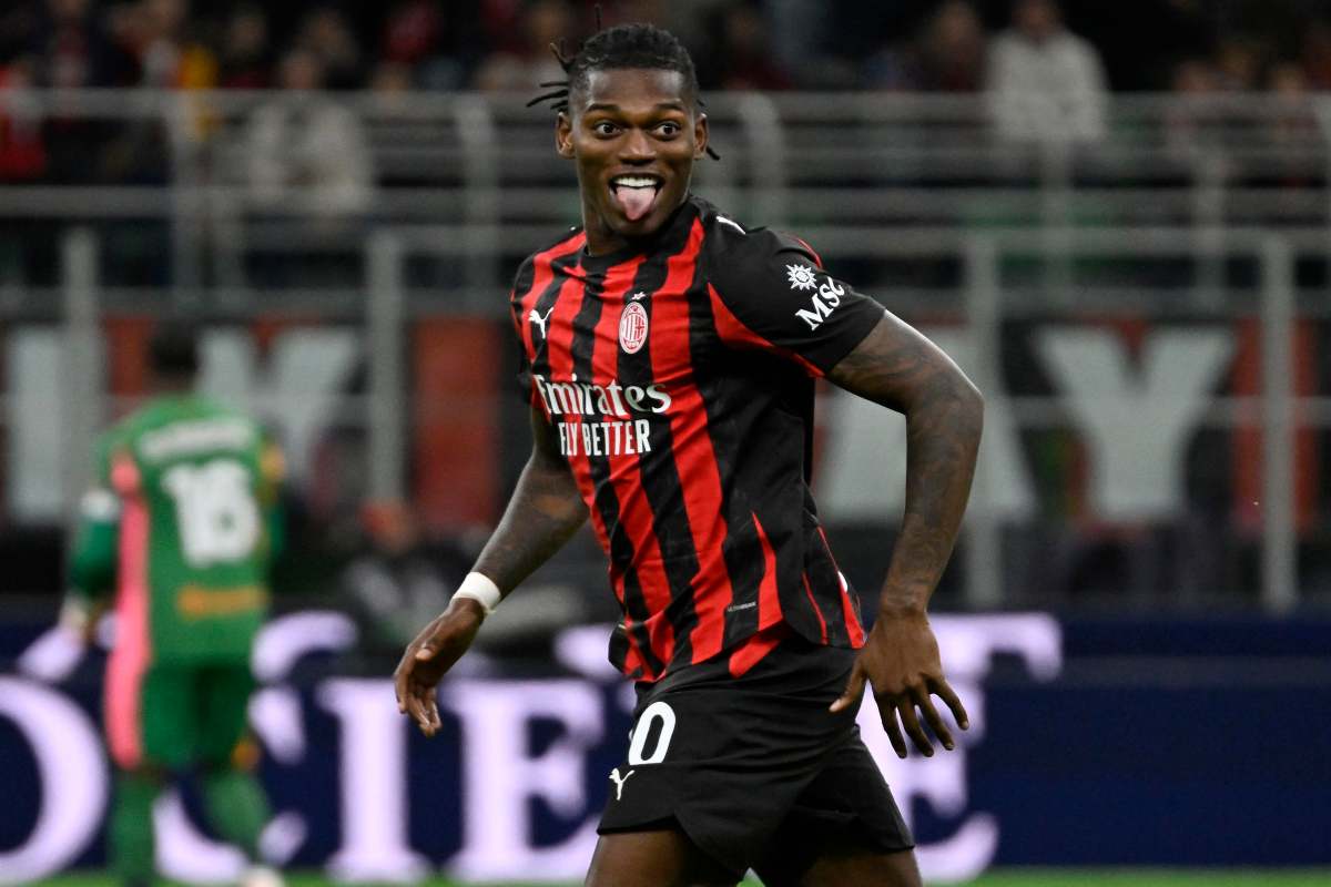 Leao esulta facendo la linguaccia