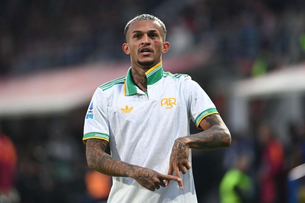 Wesley esulta dopo il gol alla Cremonese