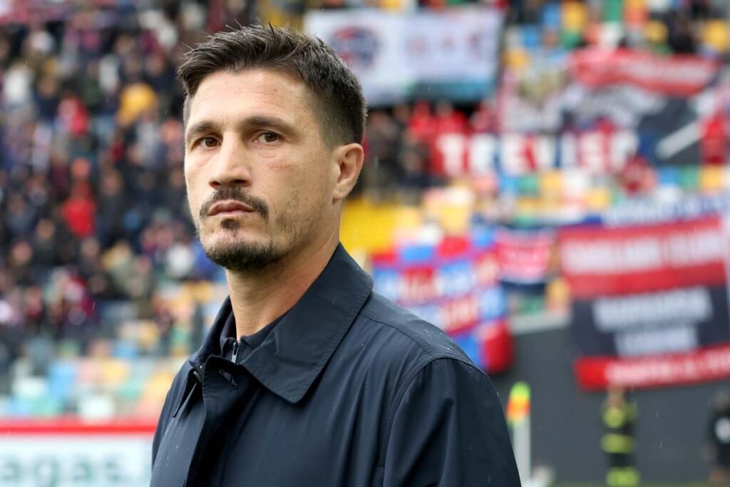 Pisacane in panchina con il Cagliari