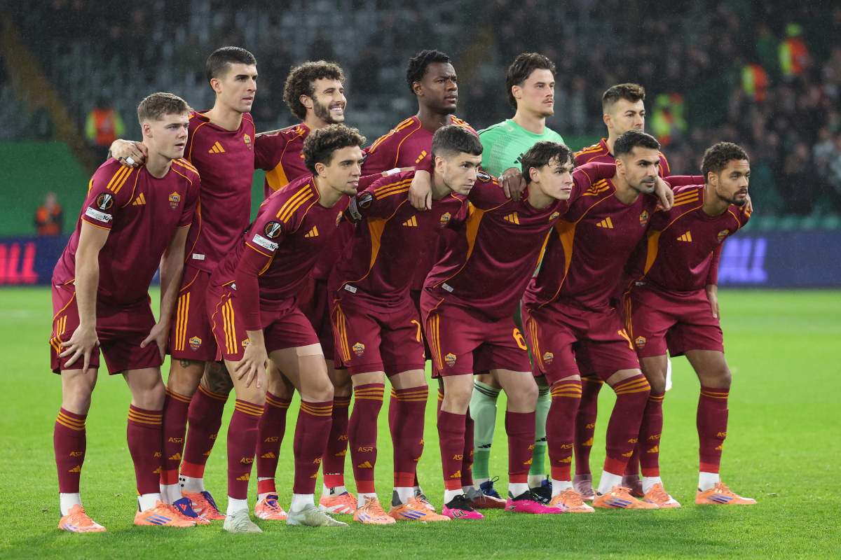 La foto di squadra prima di Celtic-Roma