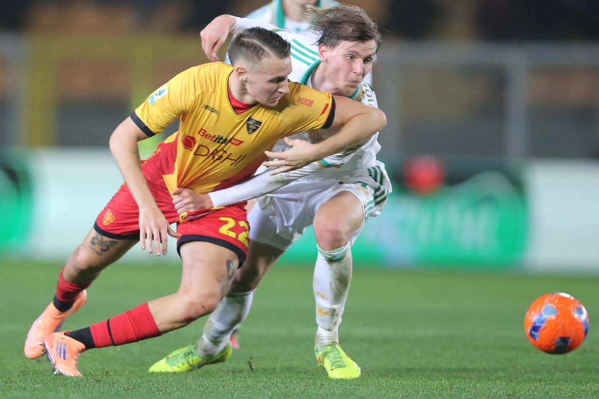 Ziolkowski in marcatura su Camarda