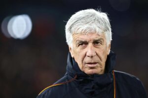 Gian Piero Gasperini in panchina con la Roma