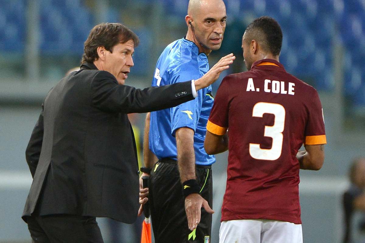 Ashley Cole prende indicazioni da Rudi Garcia